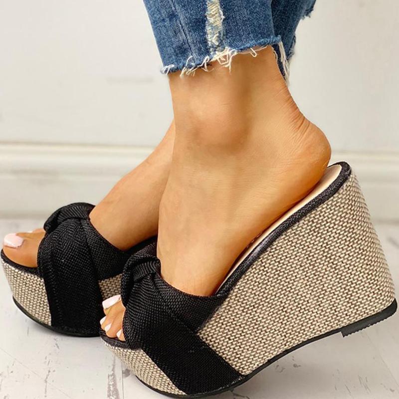 Roman Fashion Sandals 2024 Summer New Slope Heel Thick Sole Elevated Women's Shoes Daily Trend Versatile Beach Sandal Slippers