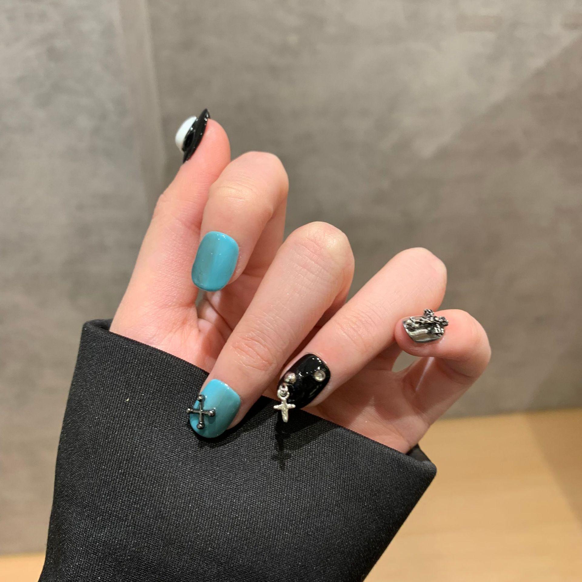 

Chrome Hearts Handmade Metallic Press-On Nails - Ready-to-Wear Gel Manicure Patches. Extra Small