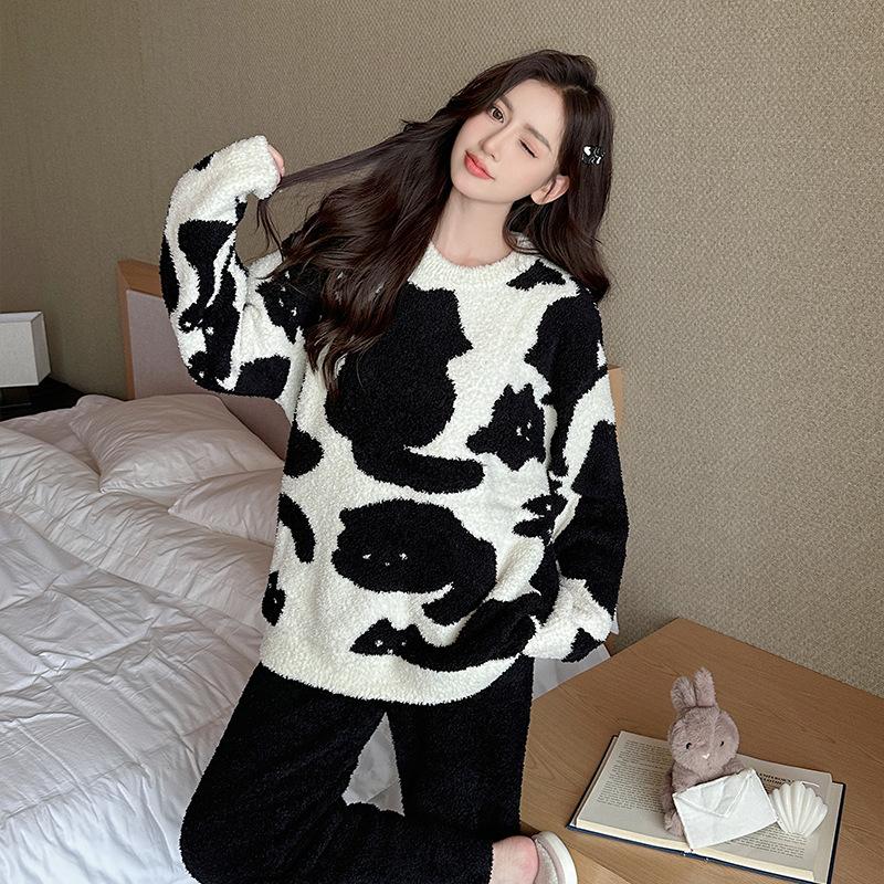 Black and White Kitten Couple Autumn and Winter Warm Pajamas Set Cute Cartoon Long-sleeved Trousers Couple Loungewear Can Be Worn Outside