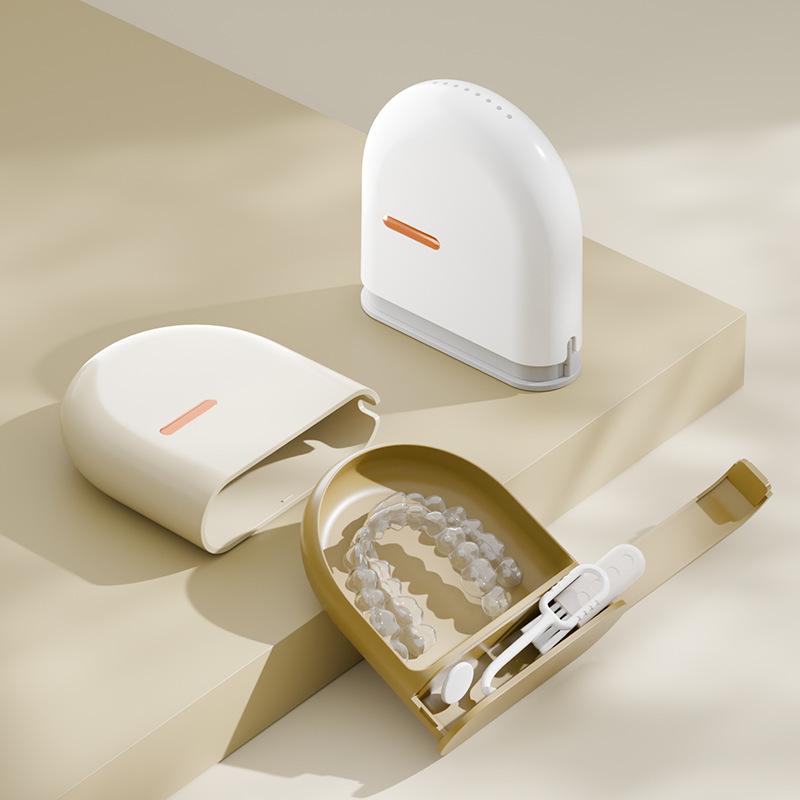 Transparent Cover Dental Storage Box Invisible Braces Box Dentures Orthodontic Cleaning Storage Box Retainer Box Portable Storage Box