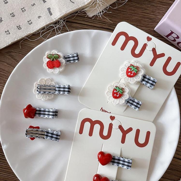 2pcs Korean Style Red Black Plaid Hairpins Strawberry Cherry Embroidery BB Clip Children's Hair Clip Bangs Clip Hair Accessories