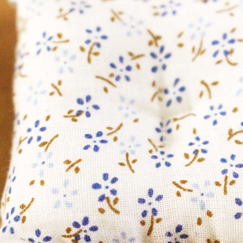 Mini 7-Piece Buddhist Altar Set: Orin (Buddhist Bell), Incense Burner, Incense Ash, Candle Holder, Vase, Teacup, and Offering Stand (Pink)