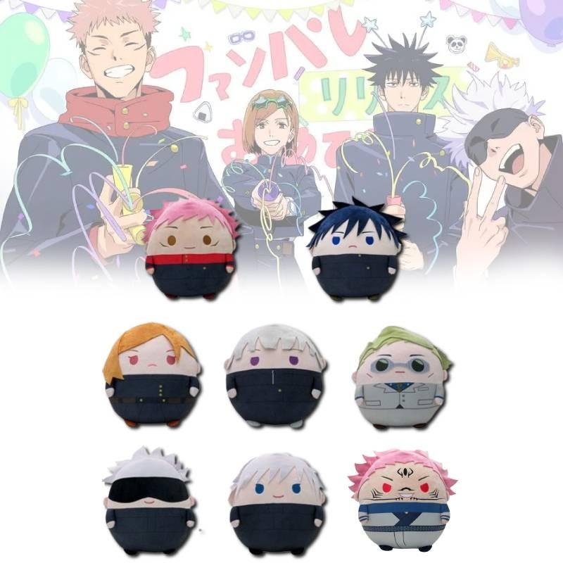 בובות קטיפה חמודות של Jujutsu Kaisen עם דמויות גוג'ו סאטורו, יוג'י איטאדורי ומגומי פושיגורו בעיצוב קטיפה קצרה ורכה לאספנים ומעריצים