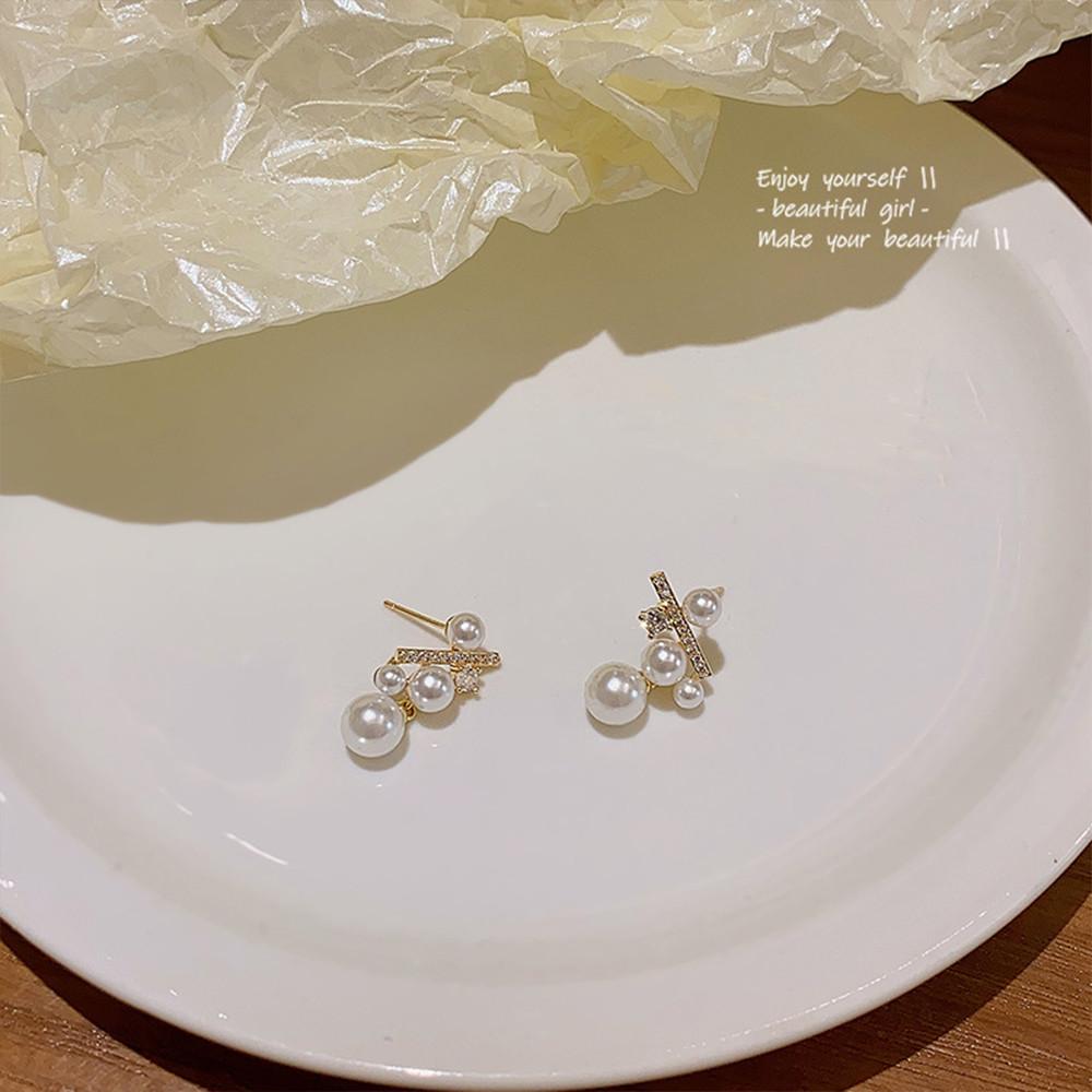 17KM Elegant Artificial Pearl Cross Earrings for Women Korean Gold Zircon Stud Earring Fashion Jewelry Accessories