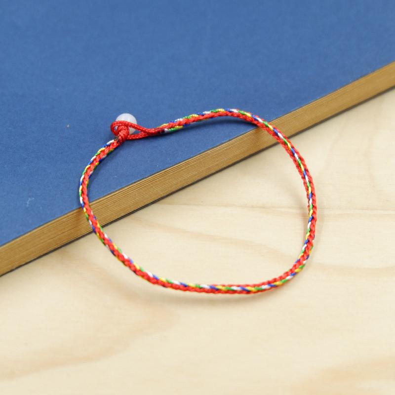 

Праздник драконьих лодок Пятицветная нить Алмазный узел Плетеный детский канат Пятицветный веревочный браслет Ручная работа Готовый продукт Праздничный подарок Партия