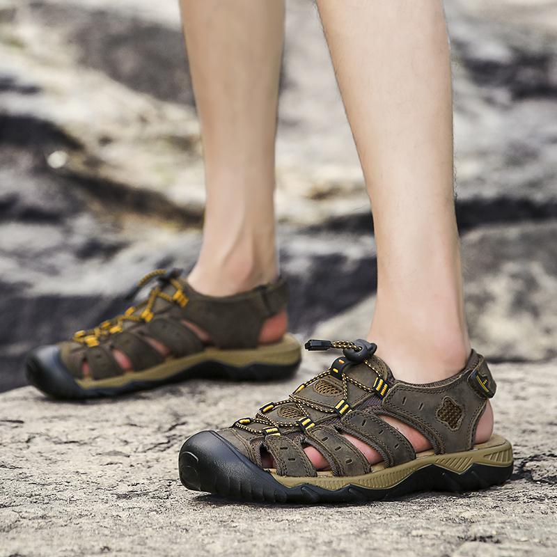 Fashion Outdoor Hollow Ventilation High Quality Leather Men's Sandals Casual Handmade Comfortable Fashion Soft Large Size Beach Sandals
