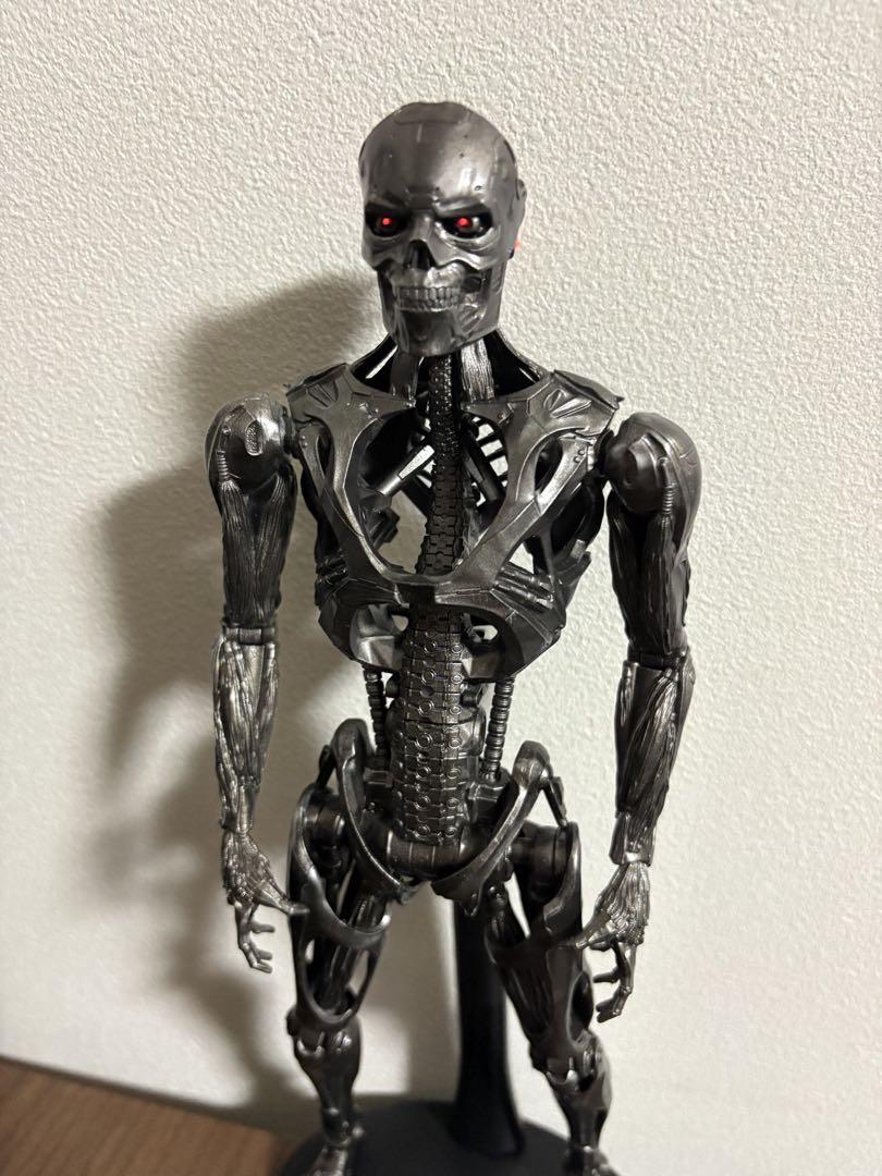 

[USED] 1/6 scale figure Rev-9 Terminator Dark Fate Endoskeleton