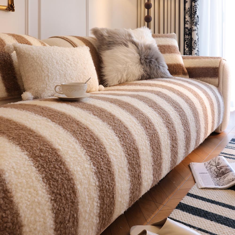 

Lamb Wool New Winter Sofa Cushion Thickened Plush Non-Slip Cushion Leather Sofa Cover Dust Cover Blanket Cover Towel 70*70cm хакі