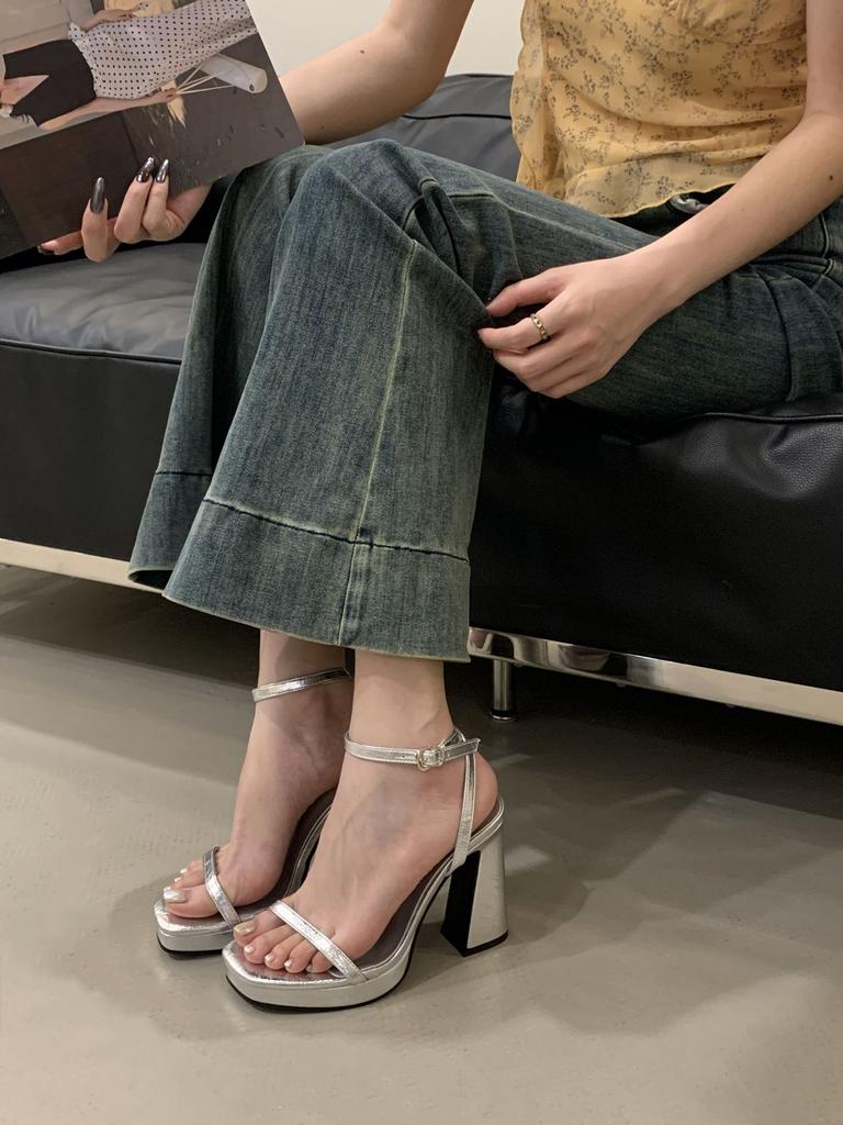 Fashion Low Shoes Woman 2025 Slipper Slides Hoof Heels Rome PU Fabric Rubber Low Shoes Ladies' Slippers Rome Hoof Heels Fabric PU Rubber