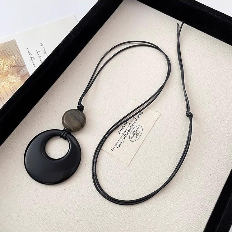 Versatile Magnetic Leather Sunglasses Clip Necklace and Sweater Chain