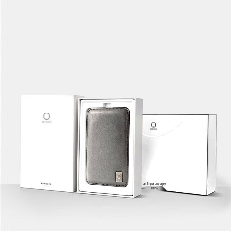 SEESOO Deluxe 9-Piece Manicure Pedicure Set