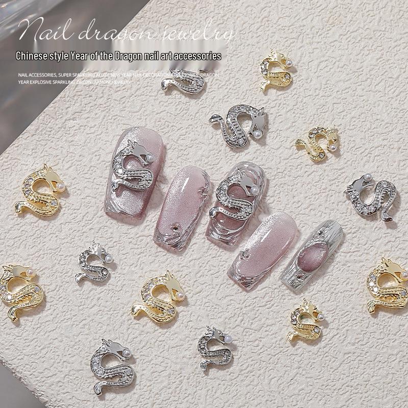 

Super Shiny Alloy New Year Dragon Nail Art with Flashy Zircon Diamond Decorations