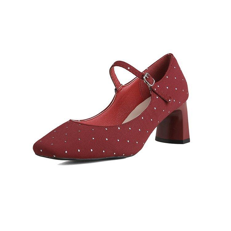 

French retro Hong Kong style square head thick heel single shoes women s one-word buckle high heels women s red wedding shoes Mary Jane single shoes 39 бордовий