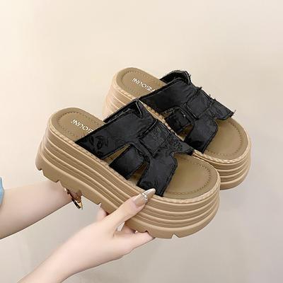 8CM Absätze Hohe Plateau Damen Open Toe Hausschuhe Designer Cross Plateau Sandalen Neue Sommerschuhe für Frau Strand Perlen Flip-Flops