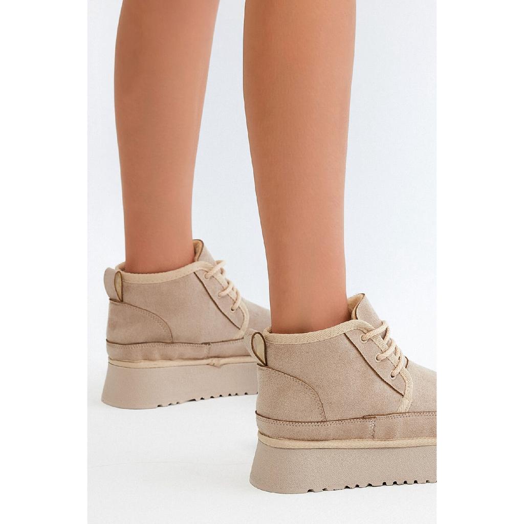 Bottes en daim beige à lacets pour femmes, coupe confortable, en peau de mouton retournée