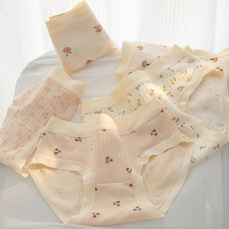Plus Size Women's Cotton Cartoon Briefs - Breathable, Antibacterial, Comfortable, and Student-Friendly.