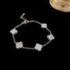 Zircon Round Geometric Flower Bracelet Vintage Style Bracelet Light Luxury High-End Hand Jewelry For Women