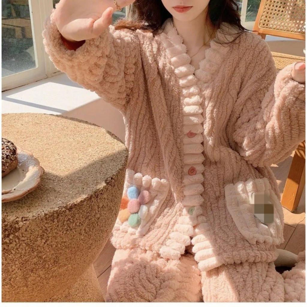 Autumn and Winter Coral Fleece Pajamas for Women, Thick and Warm Flannel Long Home Wear, Fashionable Plus Size Cardigan Set
