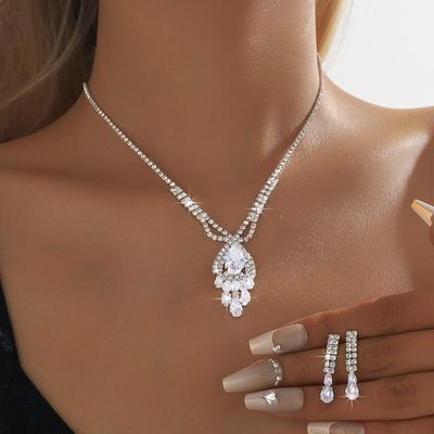 Full Diamond Zircon Stud Earrings Necklace Two-Piece Set Cold Wind Collarbone Chain Light Luxury High-End Jewelry Set