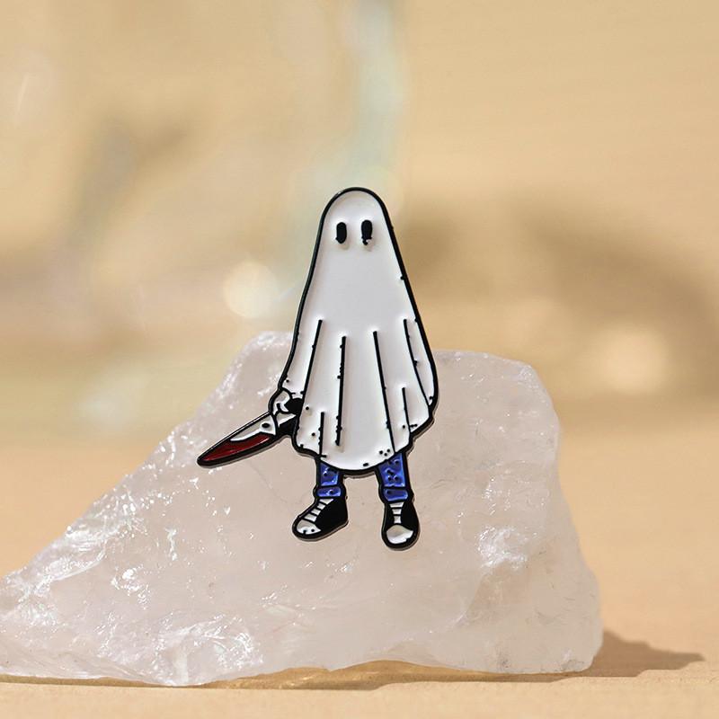 Brooch Cartoon Delightful In White Ghost Shape With Dagger For Fashion Halloween