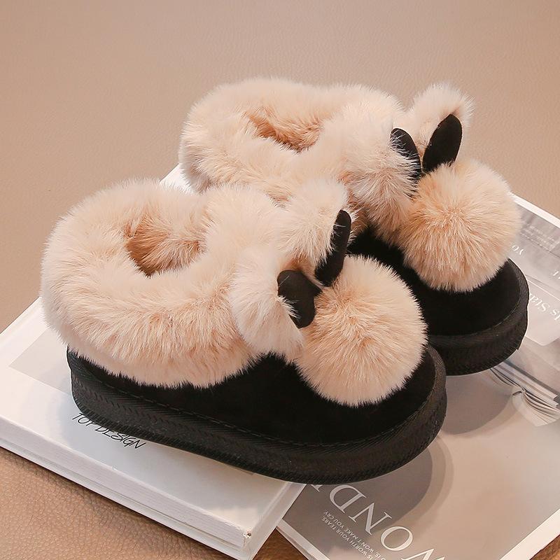 Children's Snow Boots 2025 New Little Girl Foreign Air Hairball Cute One-pedal Cotton Shoes Velvet Warm Short Boots