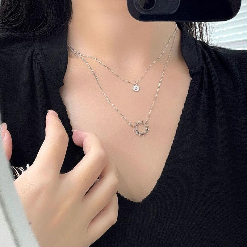 Cute Smiling Face Sun Necklace Double-layer Clavicle Chain Stacked Necklace Niche Design Sense