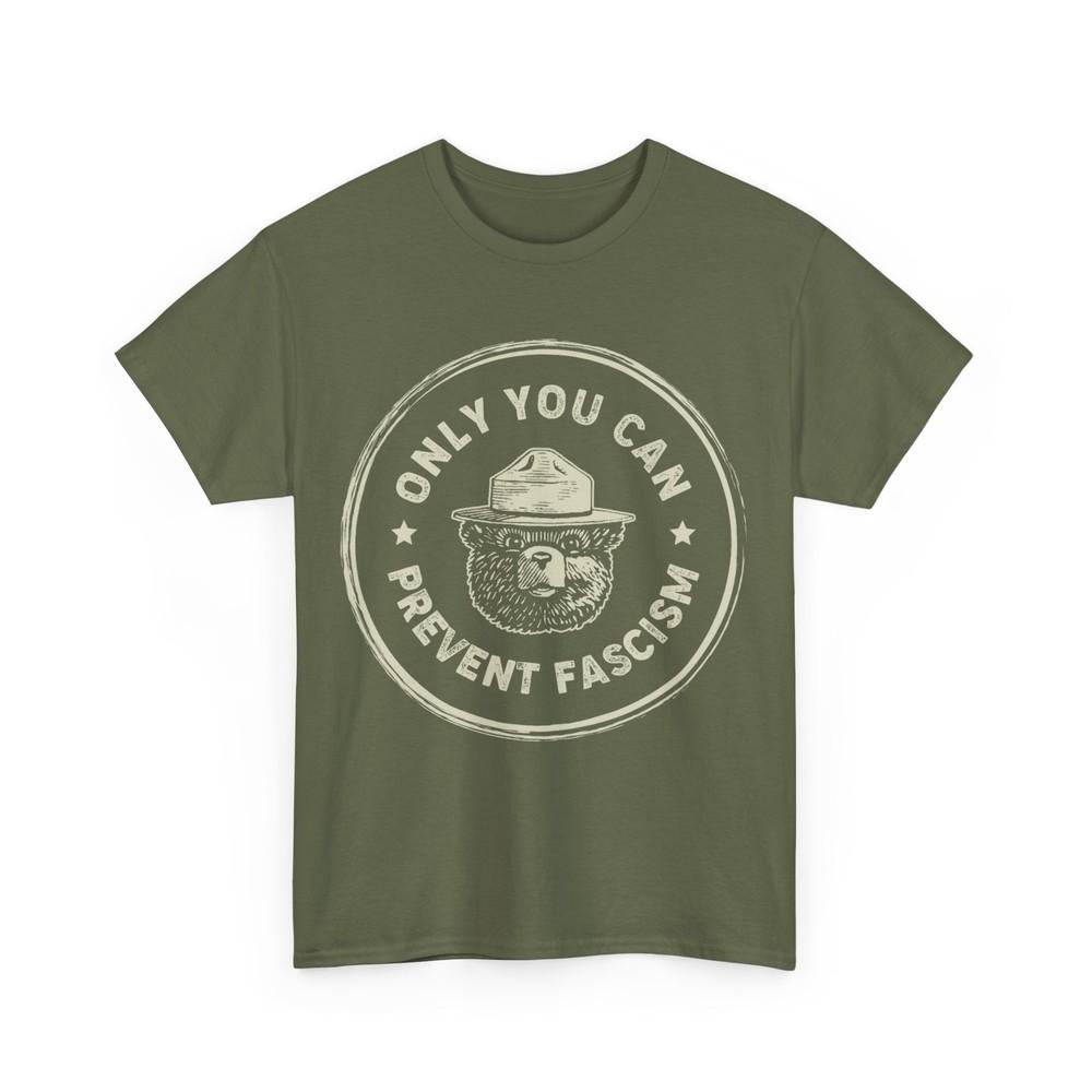 

Футболка «Смоки Медведь Сопротивления», Футболка «Только ты можешь предотвратить фашизм» M