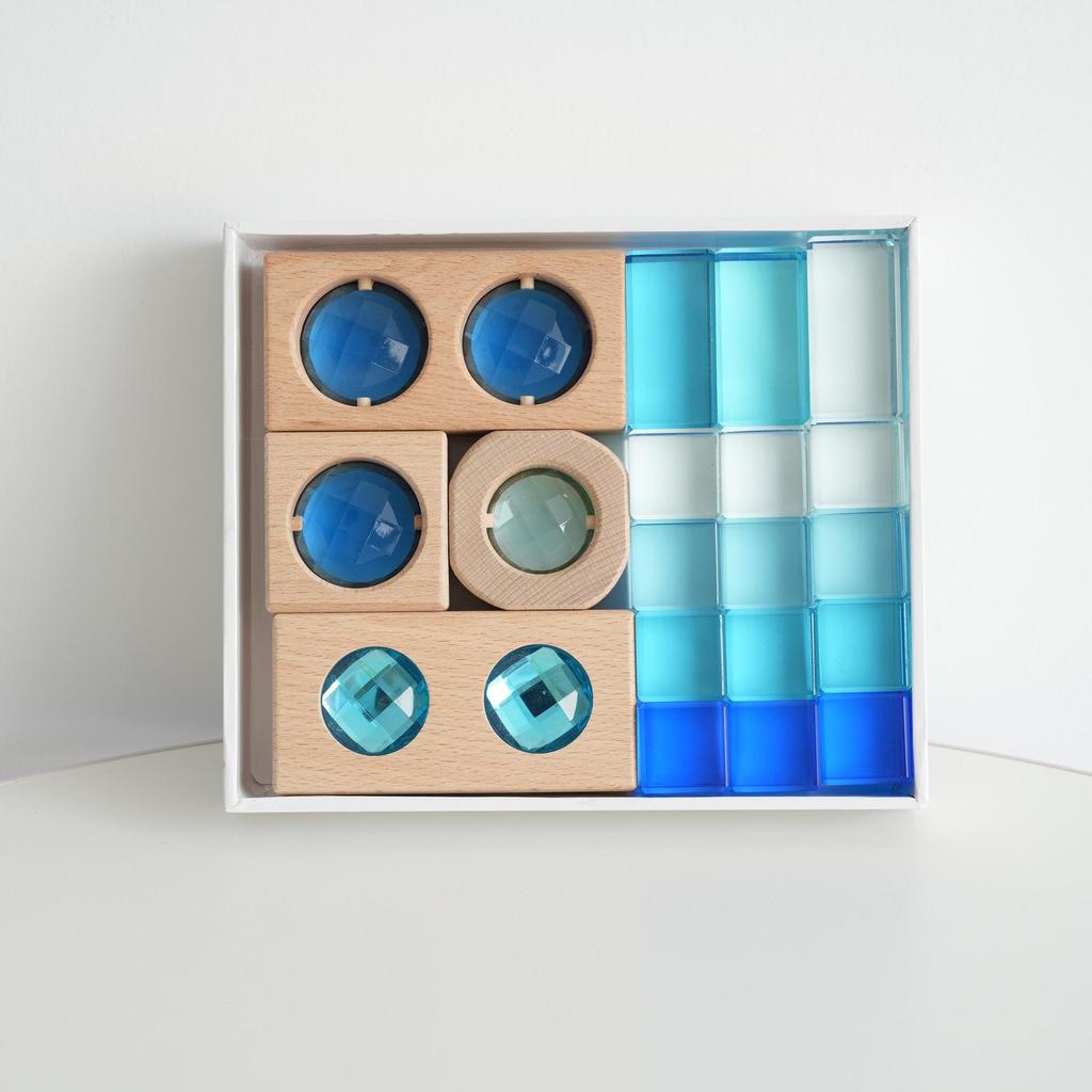 Transparent Rainbow 3D Building Blocks: Educational Acrylic Cubes for Children
