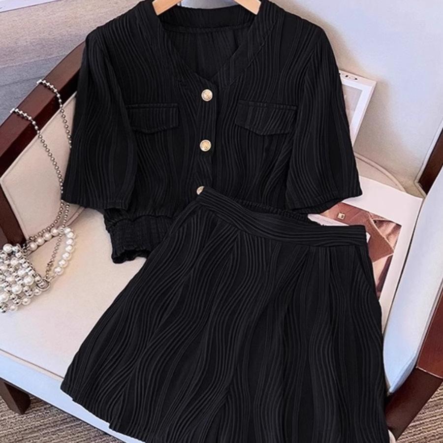 Textured Fashionable Short-sleeved Suit for Women Summer Loose Wide-leg Short Casual Pants Two-piece Set