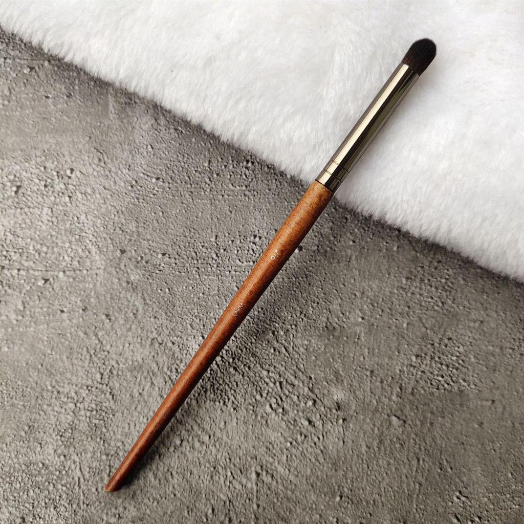 M Series Makeup Brush Set: Powder, Blush, Eyeshadow, Nose, Eyebrow, Blending, Contouring Brush.