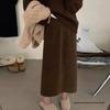Cord-Samtrock mit hohem Bund - Herbst/Winter Kollektion 2024, Schlankmachend, Mittellang, mit seitlichem Schlitz
