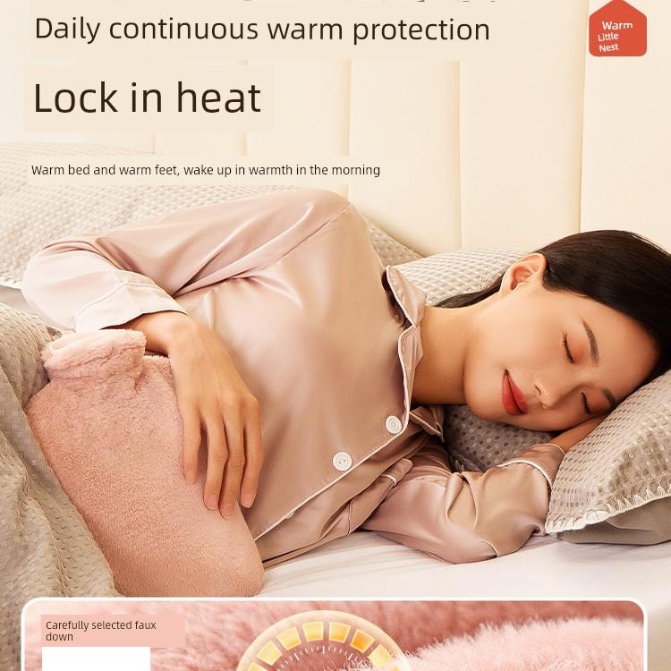 Extra-Large Hot Water Bottle for Filling with Water, Specifically for Use in Bed, Large Capacity Warming Device for Bed and Feet, Special