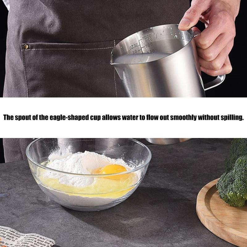 Professional Coffee Milk Jugs 4 Size 500ml 1000ml 1500ml 2000ml Locking Lid Design Durable Nonrust Steel Measuring Cup