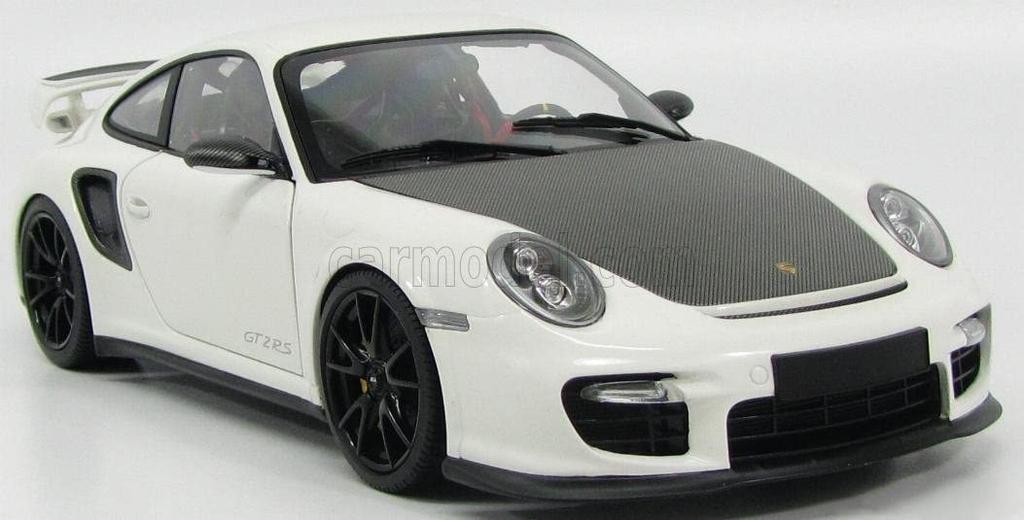 PMA Scale Porsche 911 GT2 RS 2011 White with Black Wheels 1/18 (Finished Product)