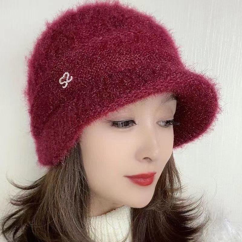 Women's New Hat Winter Knitted Squirrel Fleece Brim Fashionable Winter Warm Versatile Hat