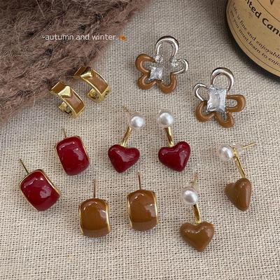 Stylish Simple Maillard Square Earrings for Women: Versatile Autumn & Winter Design
