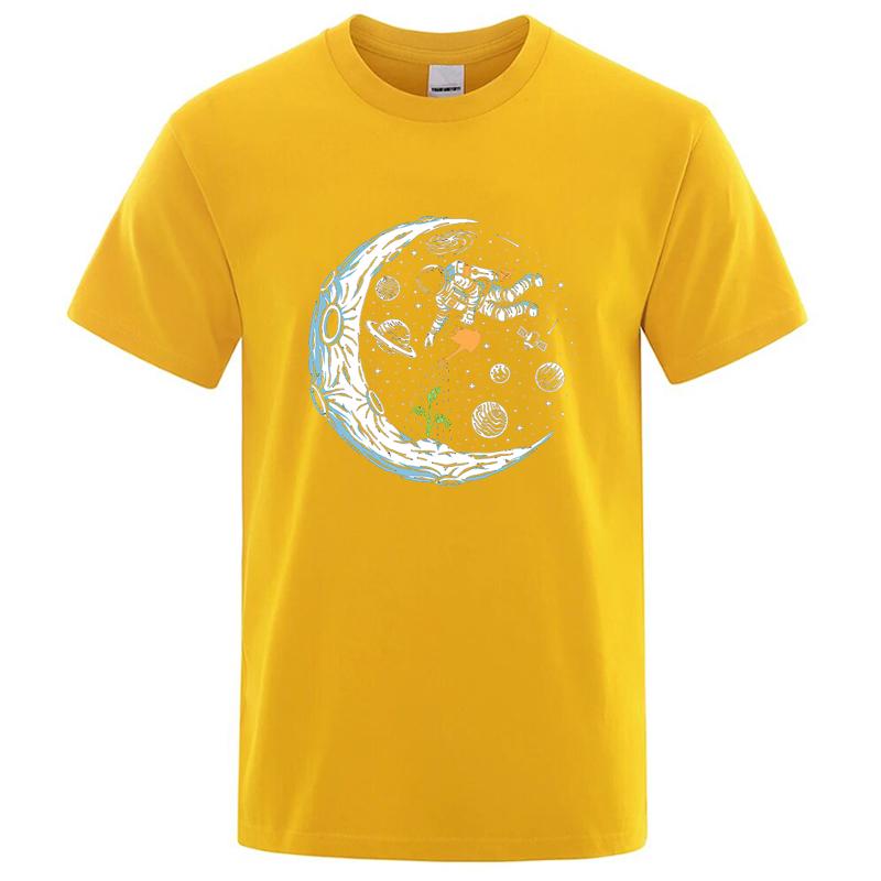 Summer Mens Tshirt 100 Cotton Casual Funny Astronaut Design Print Loose Oneck T Shirt for Men Short Sleeve Male Tshirt Tees