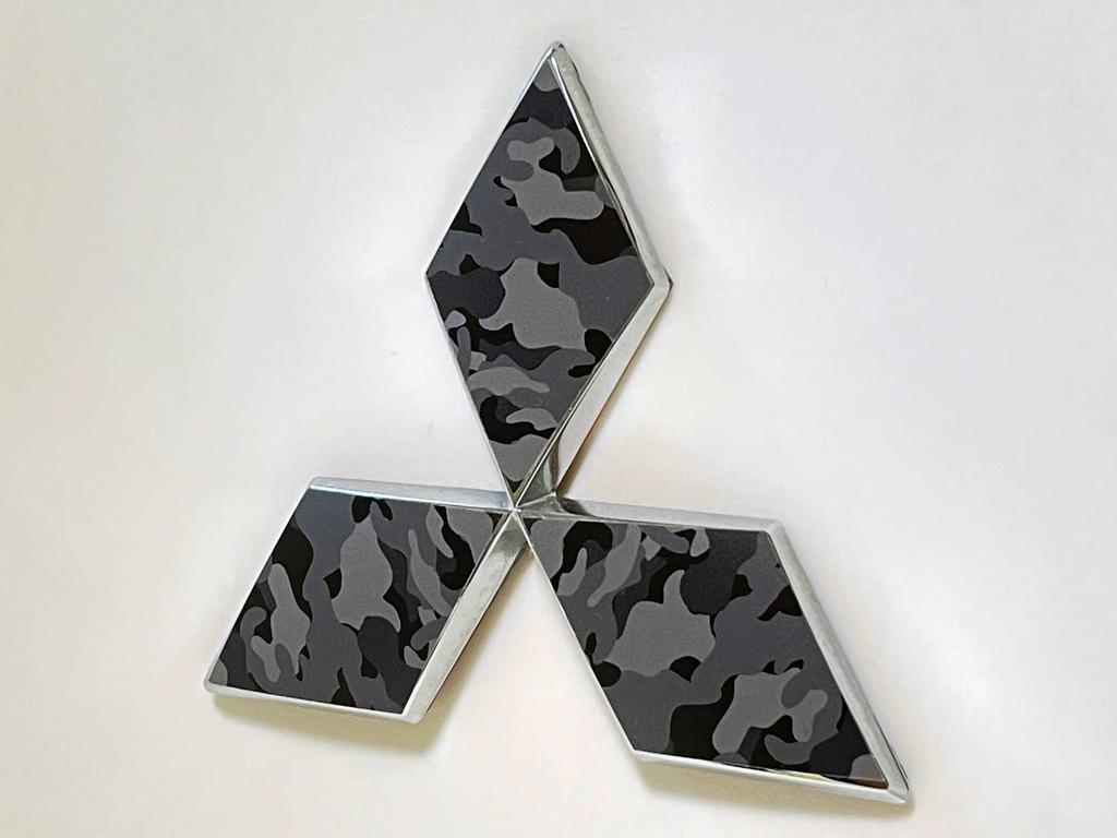 Delica D: 5 MC After Three Diamond Emblem Sticker Camouflage Gray