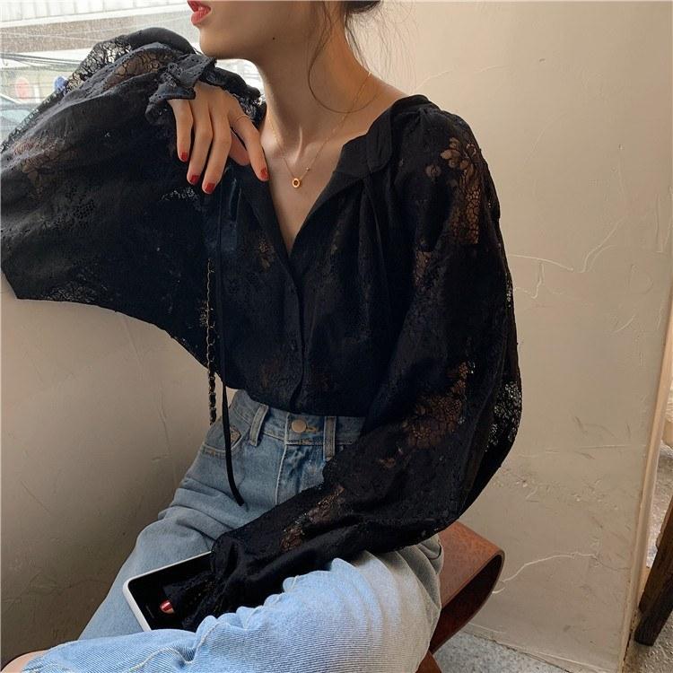 Primavera e outono camisa de fundo de renda feminina fina tamanho grande camisa de manga comprida oca camisa solta barriga cobrindo topo