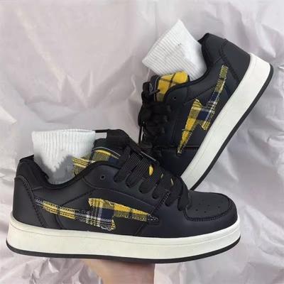 Black and Red Bread Shoes Retro Casual Shoes Couple Versatile Board Shoes Men's and Women's Sports Shoes Tide