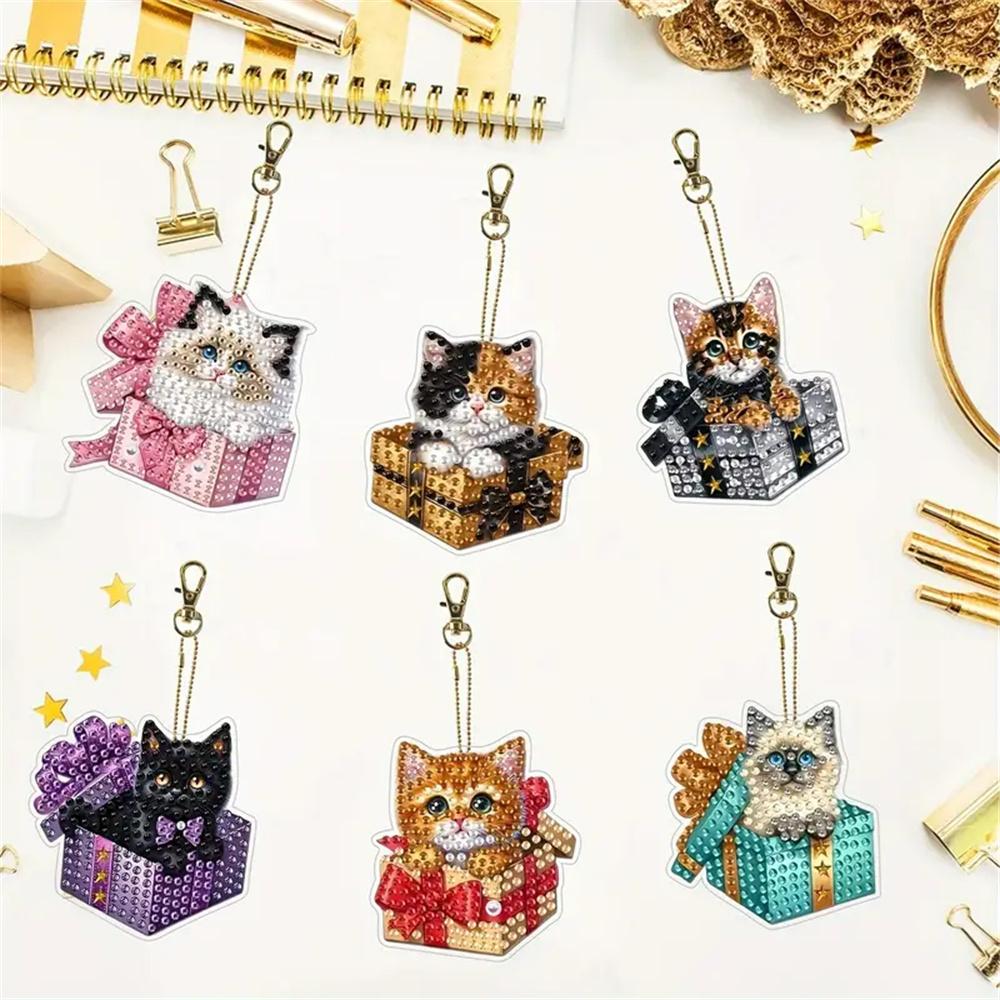 DIY Diamond Painting Keychains Per Set - Animal Theme, Suitable for Beginners, Diamond Kit Craft Supplies, Exquisite Gifts for Friends