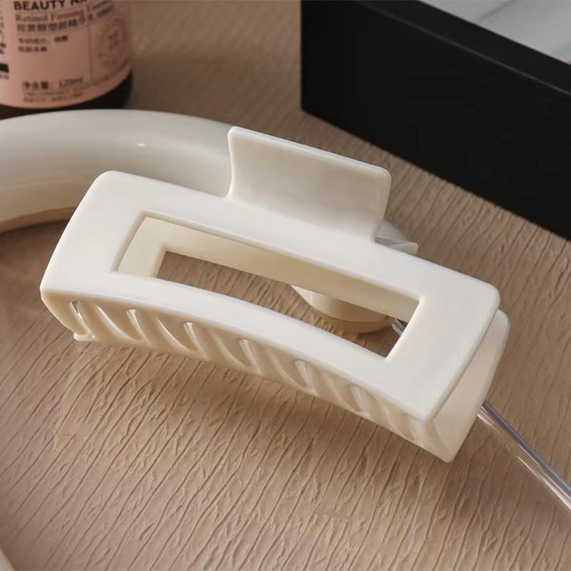 1/2/4 Pcs Soft Silicone Shark Hair Clips for Women Protective Elastic Hair Clip Back Head Durable Flexible Unsnappable Claw Clip