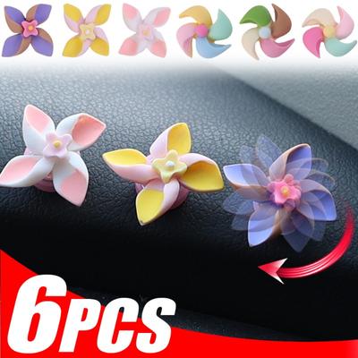 Accesorii pentru interiorul mașinii – Jucării auto şi decorațiuni