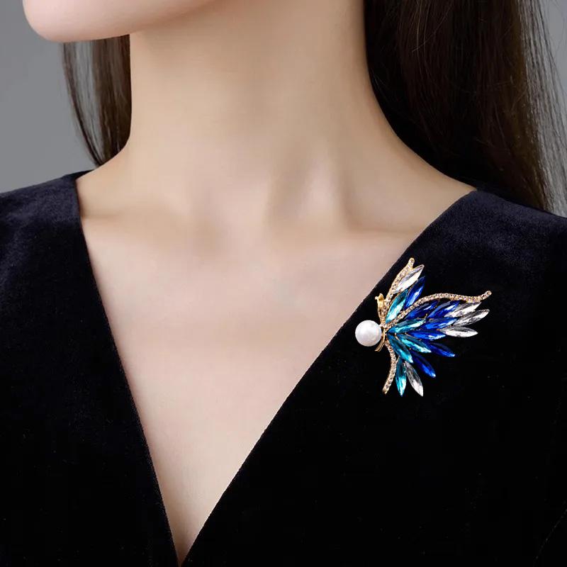 1PC Brooch Pin Luxury Crystal For Women Sparkling Zircon Elegant Butterfly Brooches Rhinestone Jewelry Gift