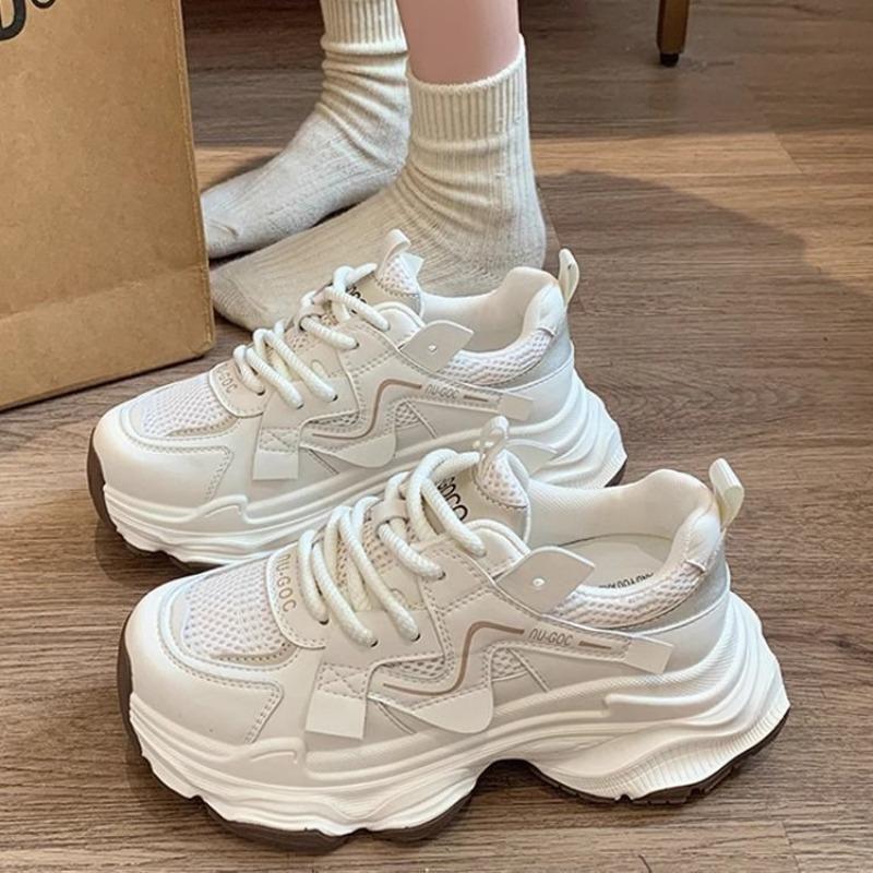 

Новые кроссовки-бестселлеры, универсальные, увеличивающие рост, повседневные женские туфли, легкая спортивная обувь 40 бежевый