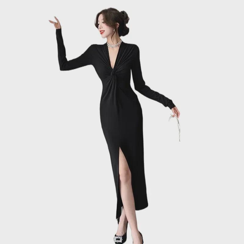 2024 Autumn French V-Neck Retro Long-Sleeve Slit Dress for Mature Women