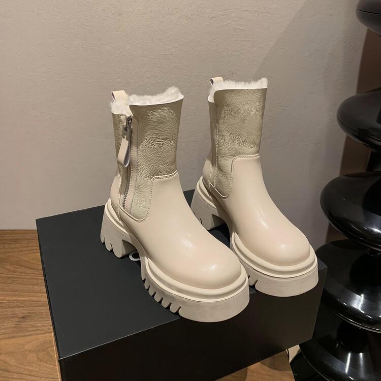 Cow Fur Integrated Boots Korean Version Thick-soled Women's Boots Thick Velvet Cotton Boots 2025 Winter New Thick Medium Heel Martin Boots