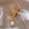 Elegant Pearl Brooch for Women's Suits - High-End Jewelry Pin