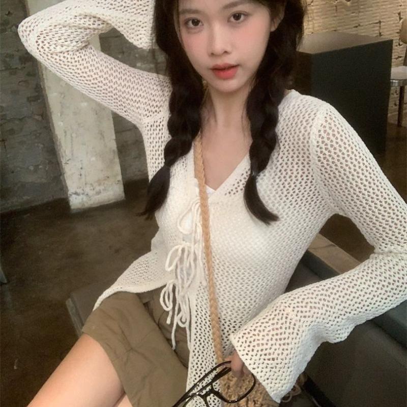 College Style Summer Hollow Out Strap Fresh Trumpet Sleeves Slim Fit Thin Transparent V-neck Knitted Air Conditioning Cardigan