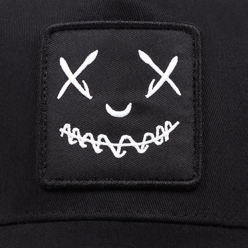 New Embroidered Smiley Baseball Hat Four Seasons Versatile Sun Hat Peaked Cap